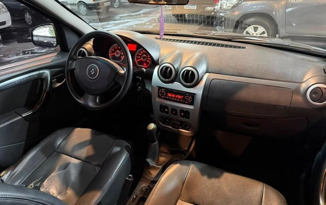 imagem-https://www.socarrao.com.br/sc-vehicle-images-prod/2918476/1785350194088-8322928_0_B_5bb851915b.jpeg
