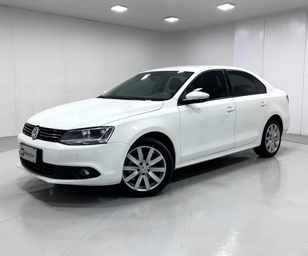 Volkswagen Jetta 2014 Branco — foto 1 de 3
