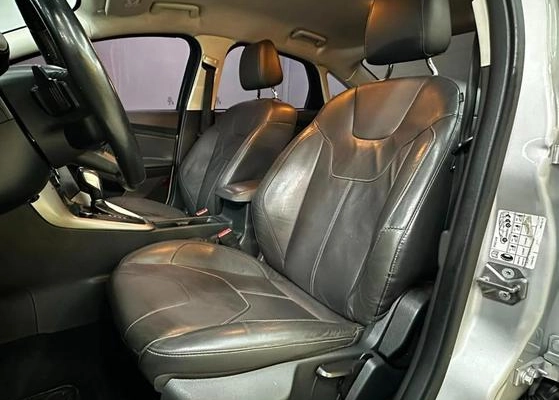 imagem-https://www.socarrao.com.br/sc-vehicle-images-prod/2919557/1789673056941-8328584_8_B_bcb448b302.jpeg