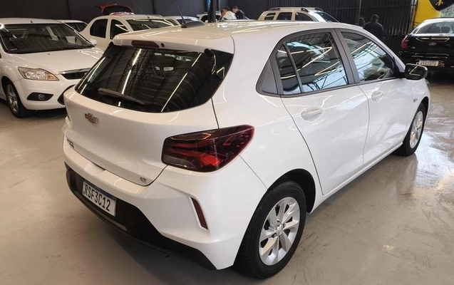imagem-https://www.socarrao.com.br/sc-vehicle-images-prod/2919871/1786728828104-8254943_4_B_d822170c98.jpeg