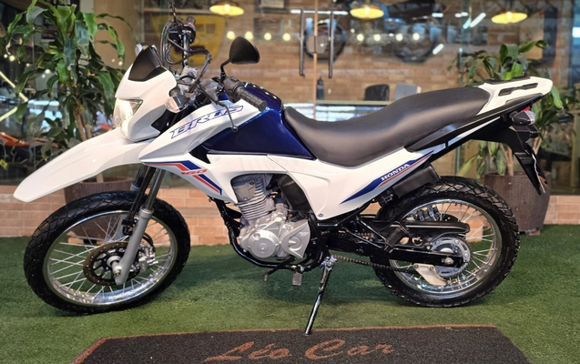imagem-https://www.socarrao.com.br/sc-vehicle-images-prod/2919883/1785354009966-80ZS1AVgKApa5XraZxt41qHEezmpz1SW.jpg