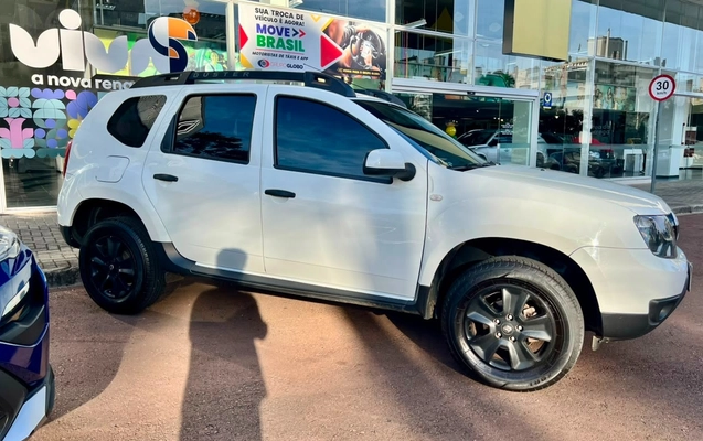 imagem-https://www.socarrao.com.br/sc-vehicle-images-prod/2919884/1785354011315-ZDExNzUzMzgtMDk2OC00YmE2LTk2MDctMmU1YWI3MGFhMThkLmpwZw.jpg