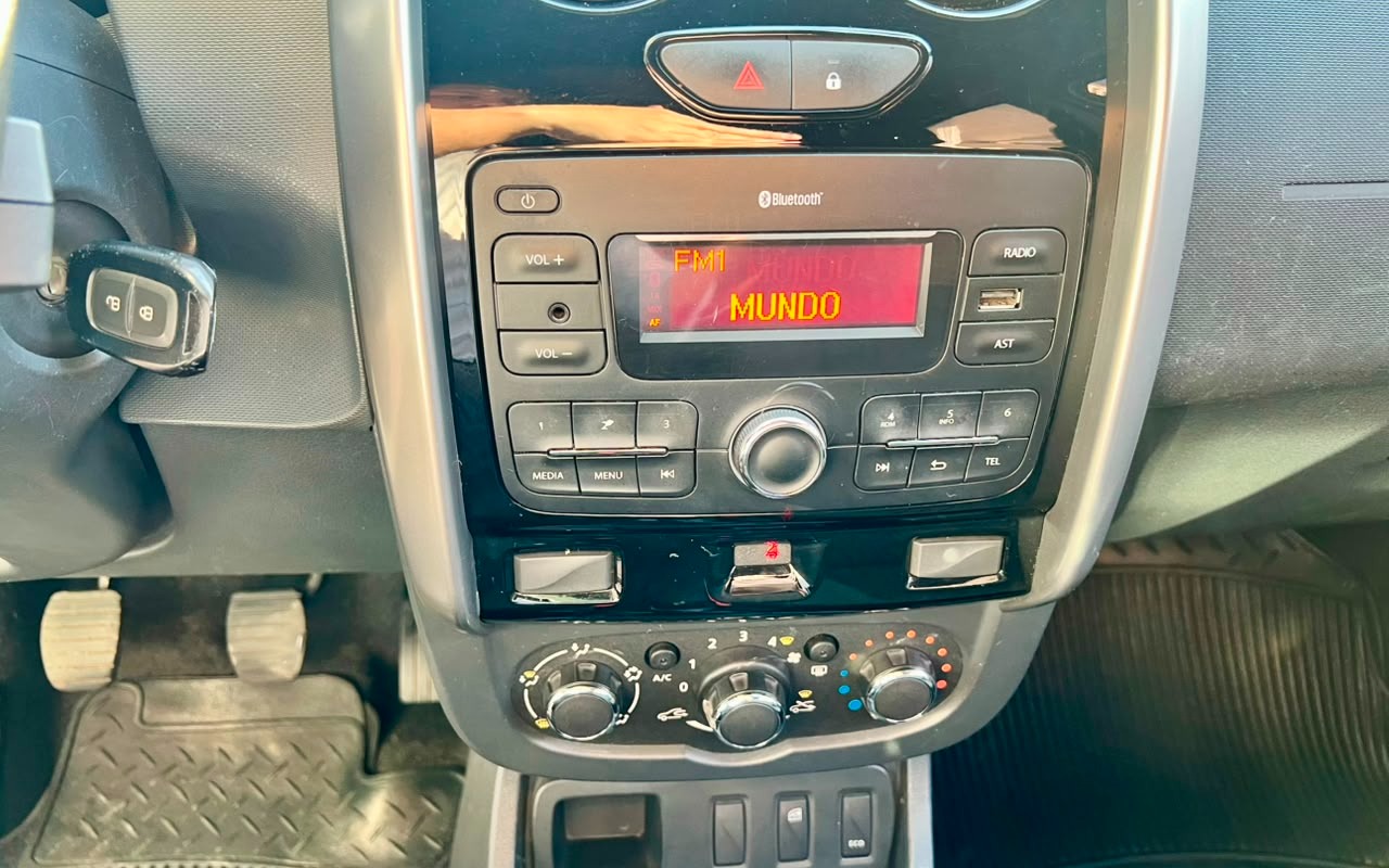 imagem-https://www.socarrao.com.br/sc-vehicle-images-prod/2919884/1785354012269-ZTc1OGQzMzktYTVmNi00NTViLWI0ZDgtOTk0YmI5N2U0Y2YyLmpwZw.jpg