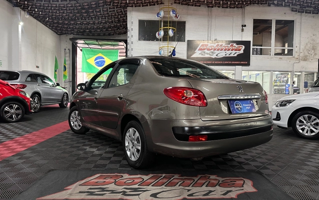 imagem-https://www.socarrao.com.br/sc-vehicle-images-prod/2920158/1785354816195-22f422b61b174048b1fcb9f7d4acd8a4_1785354549179.jpg