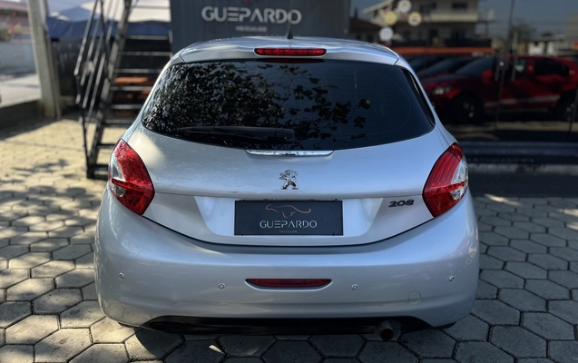imagem-https://www.socarrao.com.br/sc-vehicle-images-prod/2920346/1785355266151-1_101308.jpg