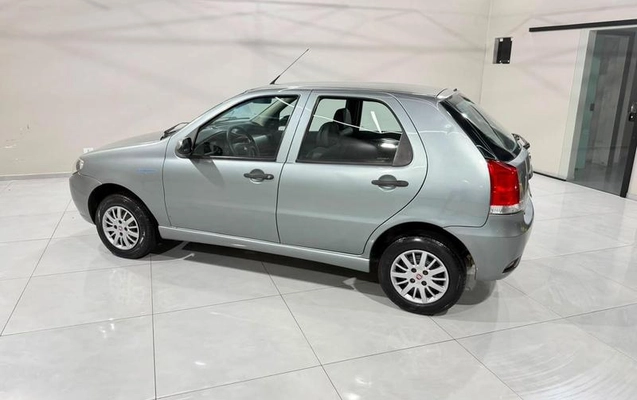 imagem-https://www.socarrao.com.br/sc-vehicle-images-prod/2920565/1792671654297-8281634_11_B_3fce2623e3.jpeg
