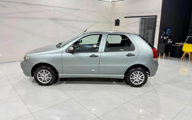 imagem-https://www.socarrao.com.br/sc-vehicle-images-prod/2920565/1792671654298-8281634_11_B_8c0767e61a.jpeg