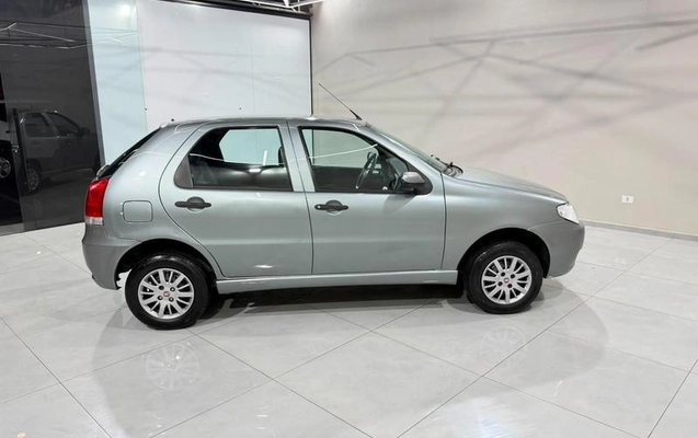 imagem-https://www.socarrao.com.br/sc-vehicle-images-prod/2920565/1792671654304-8281634_14_B_acc68f603a.jpeg