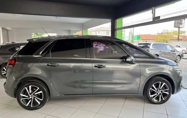 imagem-https://www.socarrao.com.br/sc-vehicle-images-prod/2920822/1785356585487-003_5c9aa87f276ea20dac77485bf2002018.jpeg