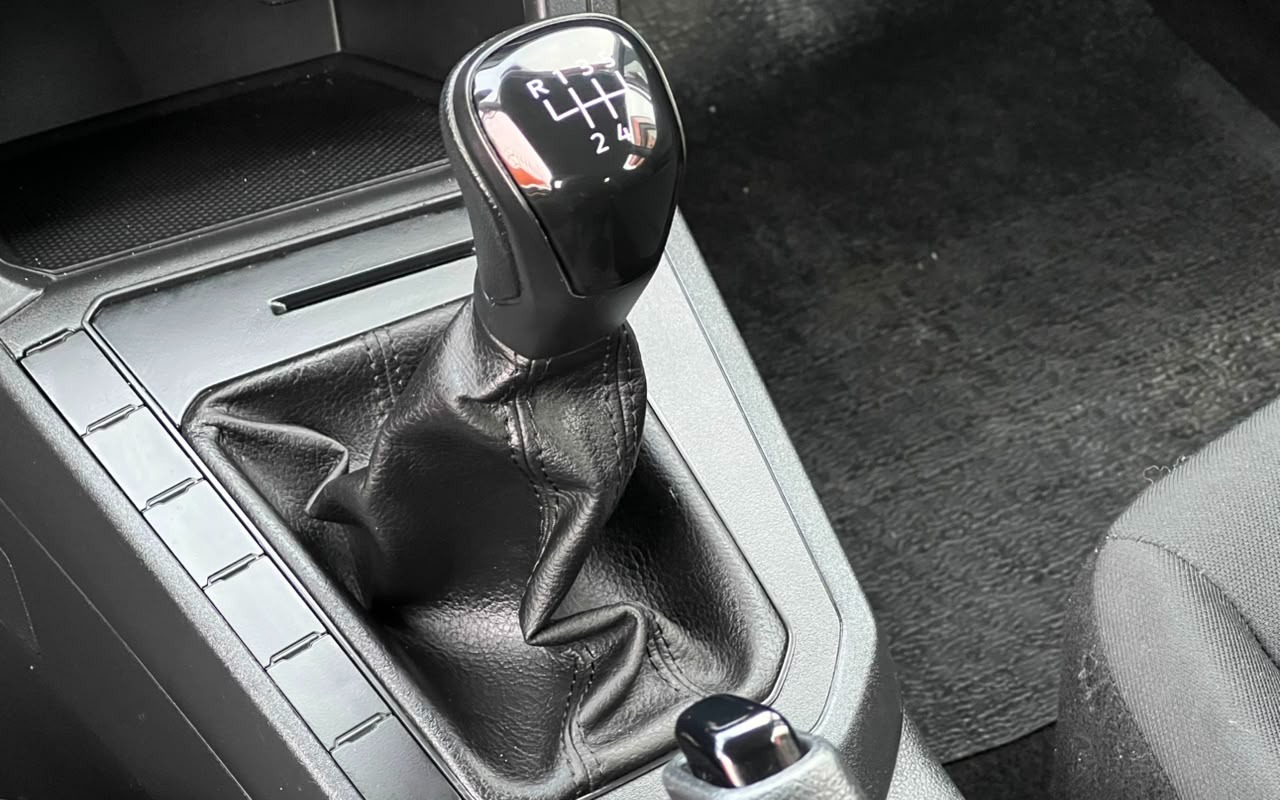 imagem-https://www.socarrao.com.br/sc-vehicle-images-prod/2921593/1785358638656-V2hhdHNBcHAgSW1hZ2UgMjAyNi0wNy0yOSBhdCAxNy4zMS4wMS5qcGVn.jpeg
