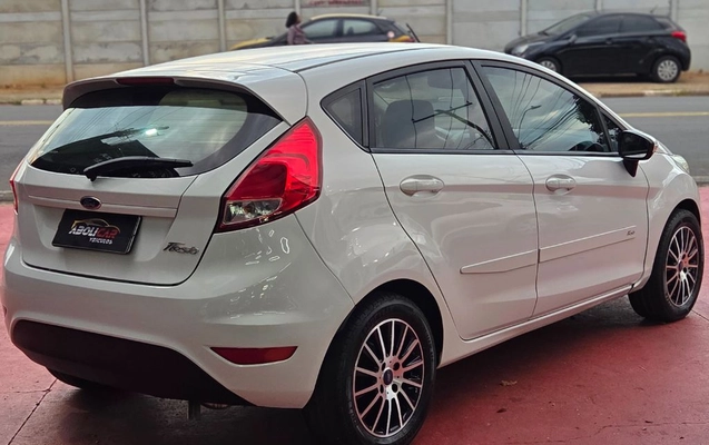 imagem-https://www.socarrao.com.br/sc-vehicle-images-prod/2922809/1789075795096-gb-262864f.jpg