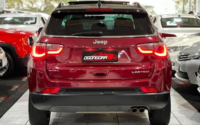 imagem-https://www.socarrao.com.br/sc-vehicle-images-prod/2922976/1787349580161-8329632_5_B_0f3e6a1f1f.jpeg
