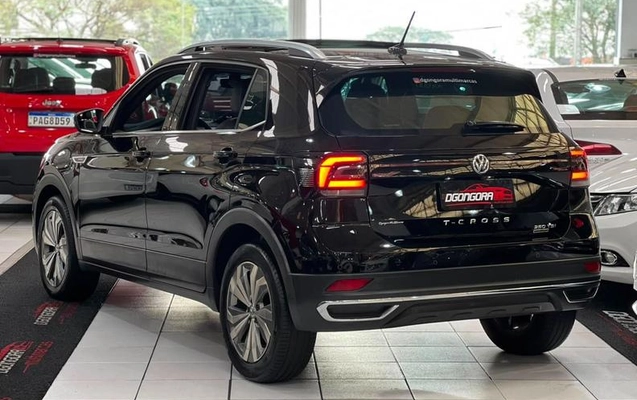 imagem-https://www.socarrao.com.br/sc-vehicle-images-prod/2923155/1787489384812-8329640_15_B_664a332993.jpeg