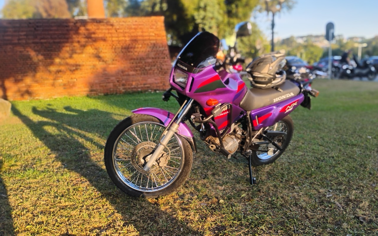 Honda NX 350 SAHARA 1997 Roxo — foto 1 de 3