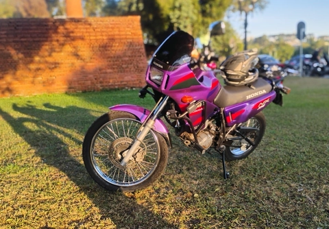 Honda NX 350 SAHARA 1997 Roxo — foto 1 de 3
