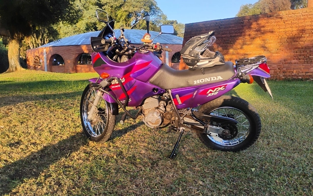 imagem-https://www.socarrao.com.br/sc-vehicle-images-prod/2923358/1785364061817-SU1HXzIwMjYwNDI0XzE3MTcwNDUxMF9IRFIuanBn.jpg