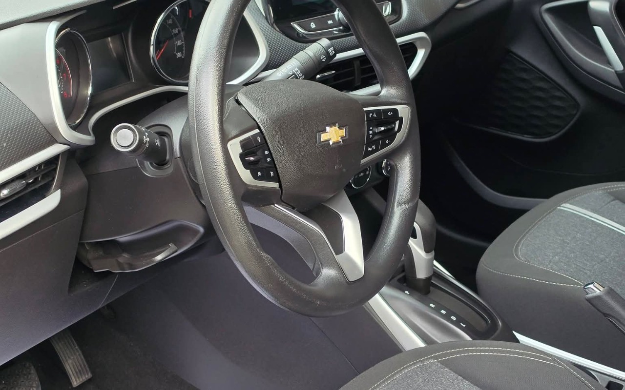 imagem-https://www.socarrao.com.br/sc-vehicle-images-prod/2926076/1785371535526-RkJfSU1HXzE3ODQ5MjQ2ODMwOTIuanBn.jpg