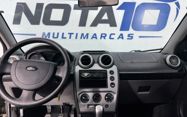 imagem-https://www.socarrao.com.br/sc-vehicle-images-prod/2926736/1785372184649-4_092437.jpg