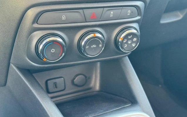 imagem-https://www.socarrao.com.br/sc-vehicle-images-prod/2931/1789388566772-7528500_9_B_b15b8a41a7.jpeg