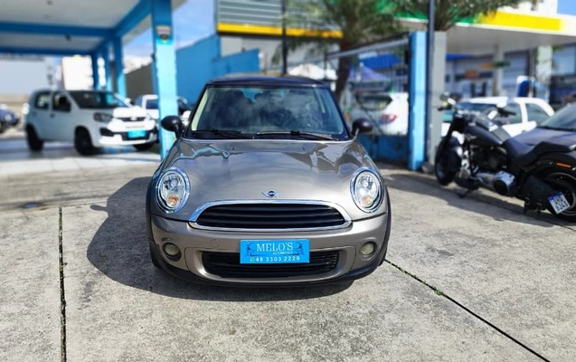 imagem-https://www.socarrao.com.br/sc-vehicle-images-prod/2937173/1789503708300-gb-c3922e7.jpeg