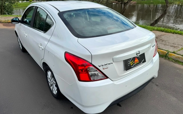 imagem-https://www.socarrao.com.br/sc-vehicle-images-prod/2937187/1785412518551-V2hhdHNBcHAgSW1hZ2UgMjAyNi0wNy0yOSBhdCAxNy4xNi4zMCAoMikuanBlZw.jpeg