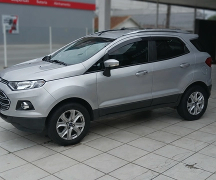Ford EcoSport 2014 Prata — foto 1 de 3
