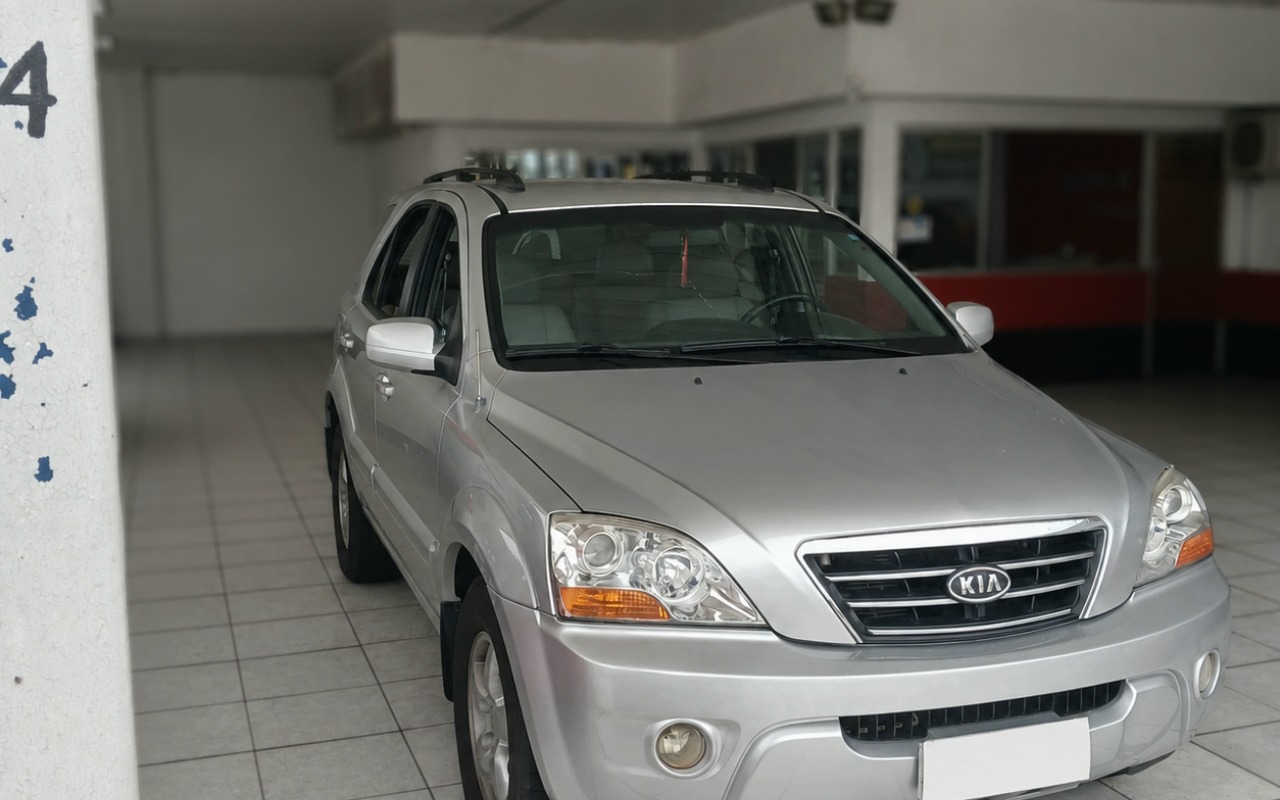 imagem-https://www.socarrao.com.br/sc-vehicle-images-prod/2937205/1786967840057-ZmlsZV8wMDAwMDAwMDc4Nzg4MjBlYmM4NDE5OWY1NjRmZDVjYy5wbmc.png