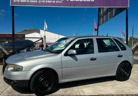 Volkswagen Gol 1000 Mi 2p / 1000i 2009 Prata — foto 1 de 3