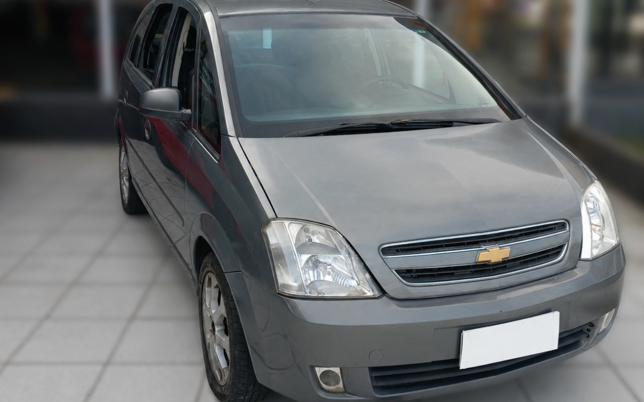 imagem-https://www.socarrao.com.br/sc-vehicle-images-prod/2937278/1785414022734-ZmlsZV8wMDAwMDAwMDMzMTQ4MjBlOGVmMmNlMmExOTNlZjUzZS5wbmc.png