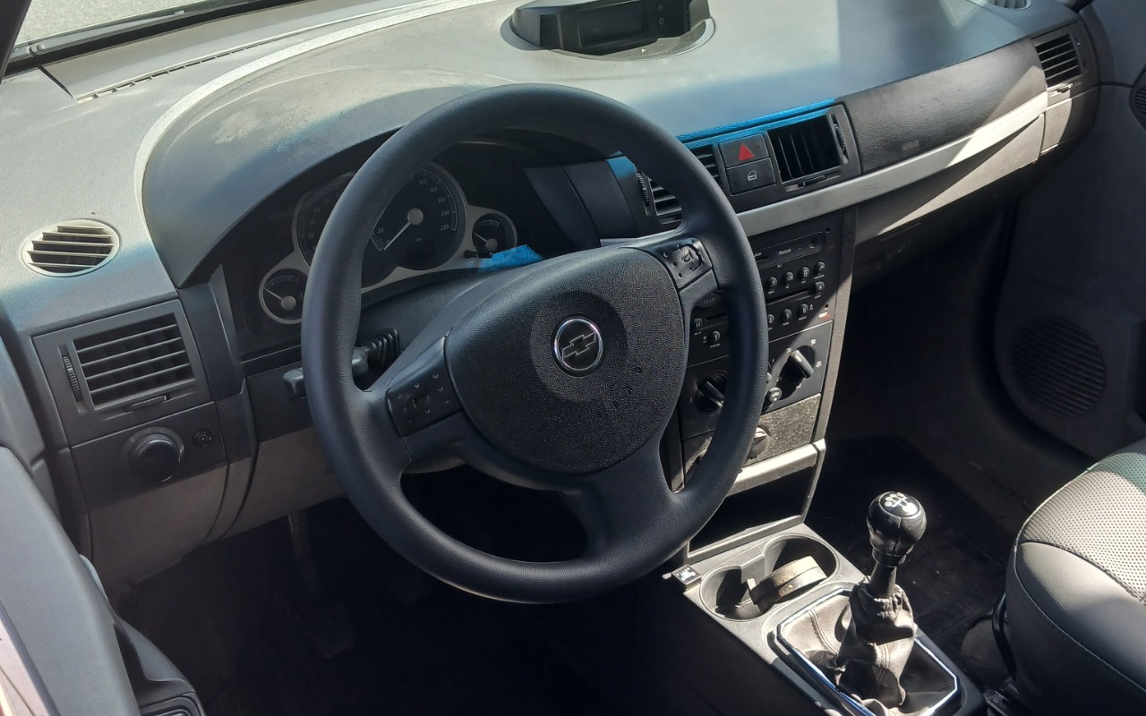 imagem-https://www.socarrao.com.br/sc-vehicle-images-prod/2937278/1786112950161-MjAyNjA4MDdfMTEyNzMzLmpwZw.jpg
