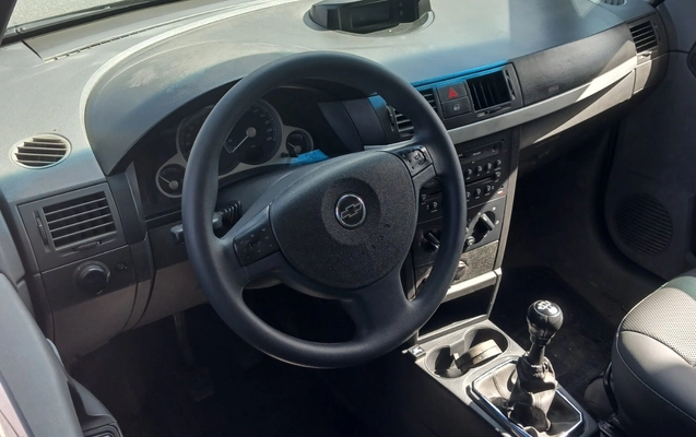 imagem-https://www.socarrao.com.br/sc-vehicle-images-prod/2937278/1786112950161-MjAyNjA4MDdfMTEyNzMzLmpwZw.jpg