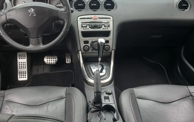 imagem-https://www.socarrao.com.br/sc-vehicle-images-prod/2937406/1785414990047-U2NyZWVuc2hvdF8yMDI2MDczMF8wOTM0NThfR2FsbGVyeS5qcGc.jpg