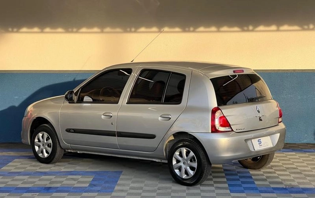 imagem-https://www.socarrao.com.br/sc-vehicle-images-prod/2937413/1785414310230-8321250_5_B_632ae52cec.jpeg