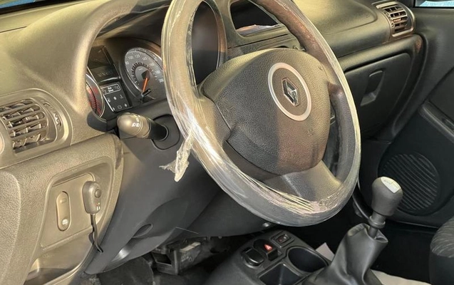 imagem-https://www.socarrao.com.br/sc-vehicle-images-prod/2937413/1785414310243-8321250_12_B_e65dd1e746.jpeg