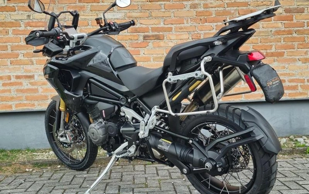 imagem-https://www.socarrao.com.br/sc-vehicle-images-prod/2937437/1789481642169-8330069_6_B_fade5d2651.jpeg