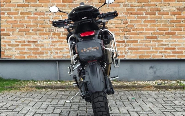 imagem-https://www.socarrao.com.br/sc-vehicle-images-prod/2937437/1789481642175-8330069_1_B_15aacb1528.jpeg