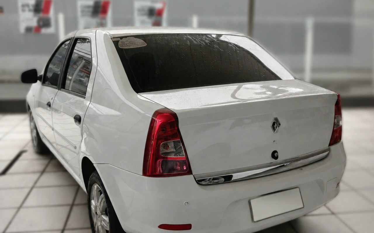 imagem-https://www.socarrao.com.br/sc-vehicle-images-prod/2937482/1785415127020-ZmlsZV8wMDAwMDAwMDY5OWM4MjBlODg0NDM4ZDBlY2IyNWRhYi5wbmc.png