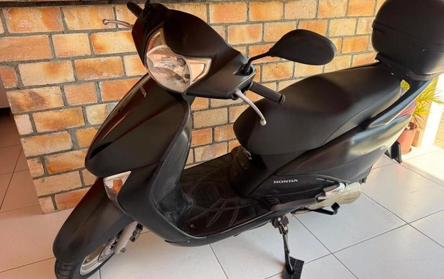 imagem-https://www.socarrao.com.br/sc-vehicle-images-prod/2937664/1785415090610-8325536_1_B_4494fb4cc9.jpeg