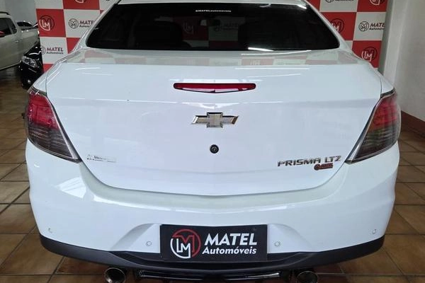 imagem-https://www.socarrao.com.br/sc-vehicle-images-prod/2937887/1786563780322-8136303_4_B_ac43a95cc9.jpeg