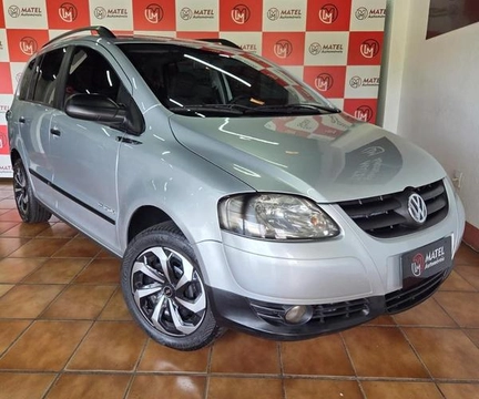 Volkswagen SpaceFox 2009 Prata — foto 1 de 3