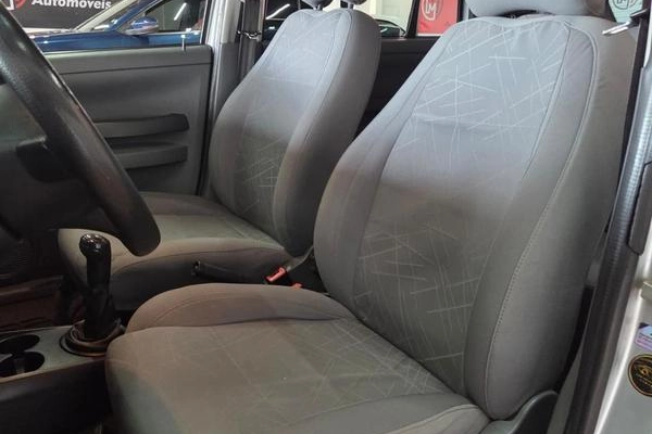 imagem-https://www.socarrao.com.br/sc-vehicle-images-prod/2937896/1785415649923-8200810_10_B_46d91f7356.jpeg