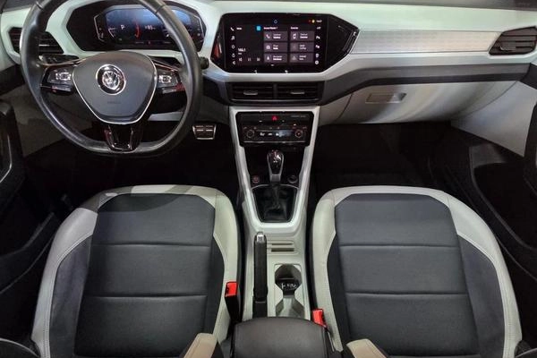 imagem-https://www.socarrao.com.br/sc-vehicle-images-prod/2937927/1785509254201-7724396_1_B_634e2cd177.jpeg