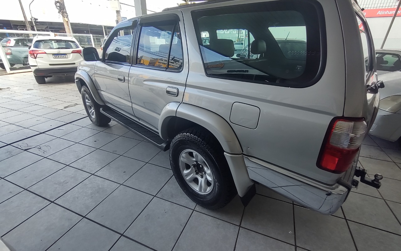 imagem-https://www.socarrao.com.br/sc-vehicle-images-prod/2938227/1785417253846-SU1HXzIwMjYwMzE4XzA4NDAyNDc5NV9IRFIuanBn.jpg