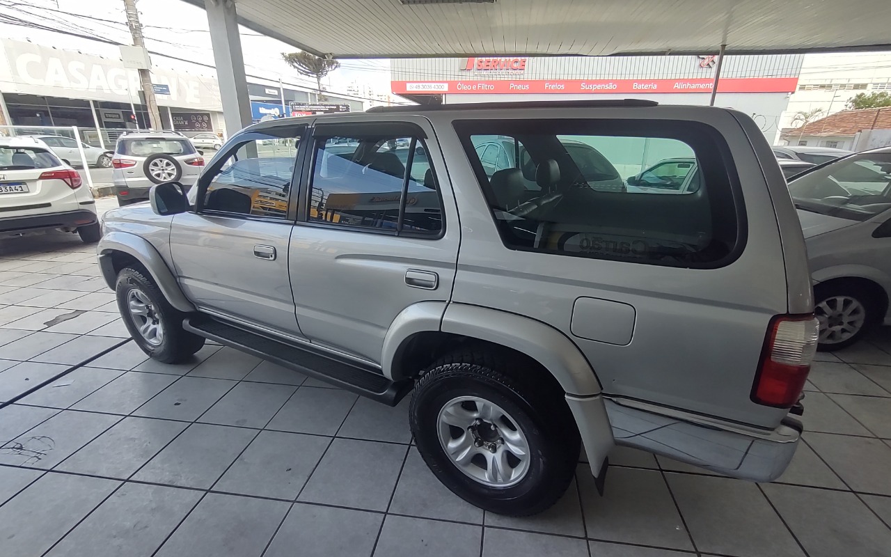 imagem-https://www.socarrao.com.br/sc-vehicle-images-prod/2938227/1785417253941-SU1HXzIwMjYwMzE4XzA4NDAzMzk5N19IRFIuanBn.jpg