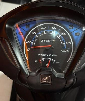 imagem-https://www.socarrao.com.br/sc-vehicle-images-prod/2938296/1787764700427-8328195_1_B_547370eb99.jpeg