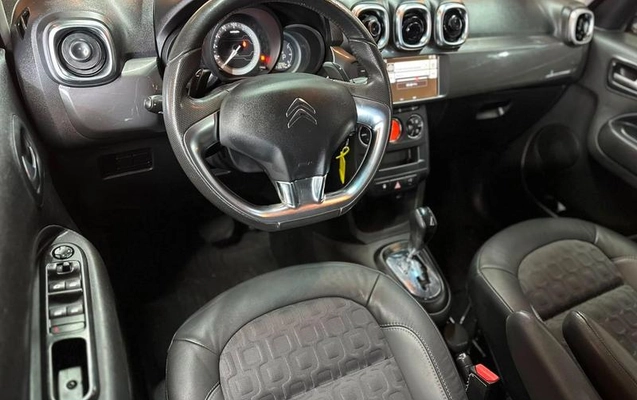 imagem-https://www.socarrao.com.br/sc-vehicle-images-prod/2938450/1787575841974-8303070_0_B_1e1488cc48.jpeg