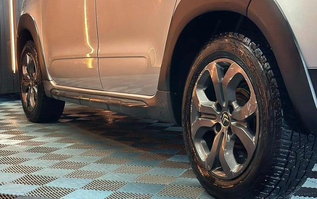 imagem-https://www.socarrao.com.br/sc-vehicle-images-prod/2938450/1787575841982-8303070_9_B_8434f93fae.jpeg