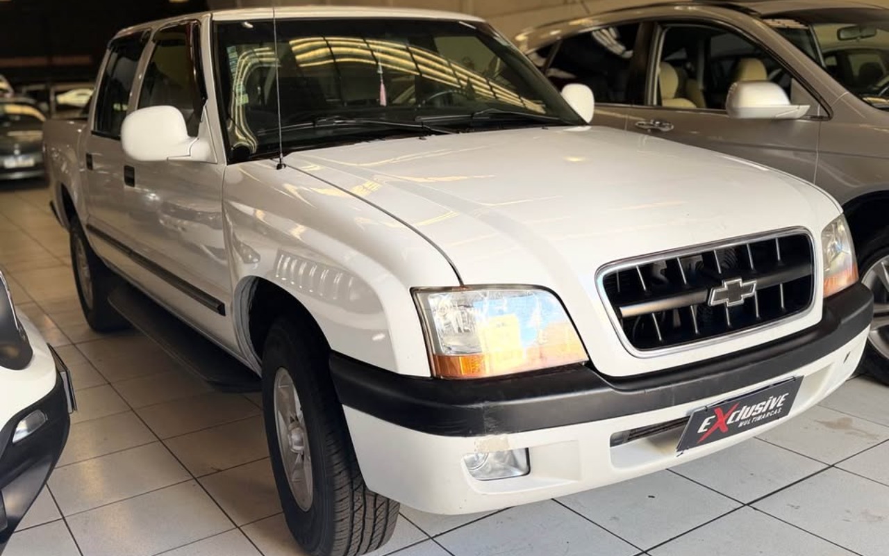 imagem-https://www.socarrao.com.br/sc-vehicle-images-prod/2938551/1785417286771-UzEwIDIwMDE0LmpwZw.jpg