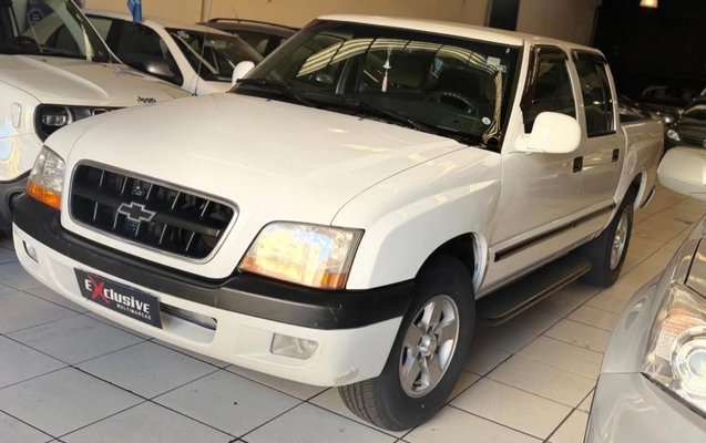 imagem-https://www.socarrao.com.br/sc-vehicle-images-prod/2938551/1785417286954-UzEwIDIwMDE1LmpwZw.jpg