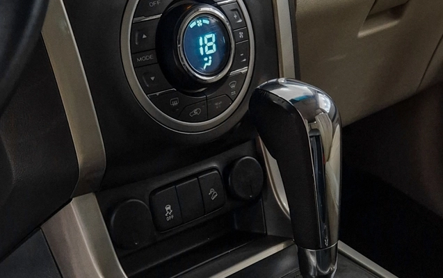 imagem-https://www.socarrao.com.br/sc-vehicle-images-prod/2938868/1788440374316-LKdiPJitMd8E5MmHB9YQAOGAgWkQnsgb.jpg